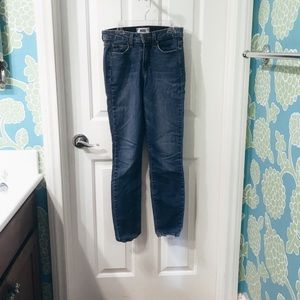 Anthropologie Paige Hoxton Ankle Jeans